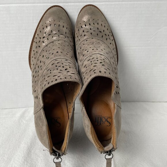 Sofft Wyoming Bootie Laser Cut Design Silver Pewter Metallic Leather - Picture 5 of 9